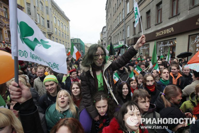 Мероприятия в честь дня Святого Патрика прошли в центре Москвы Мероприятия в честь дня Святого Патрика прошли в центре Москвы
