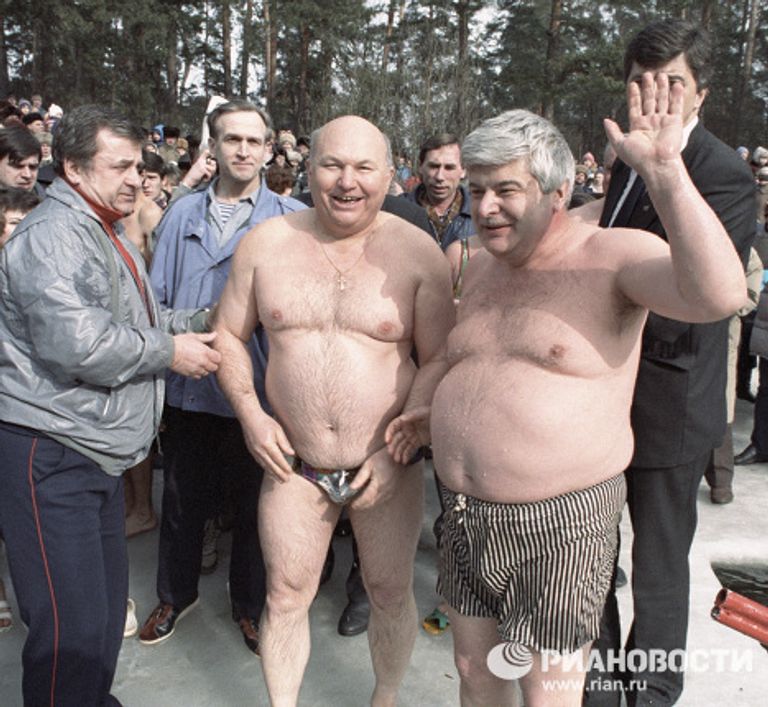 Юрий Лужков и Гавриил Попов в Серебряном Бору Юрий Лужков и Гавриил Попов в Серебряном Бору