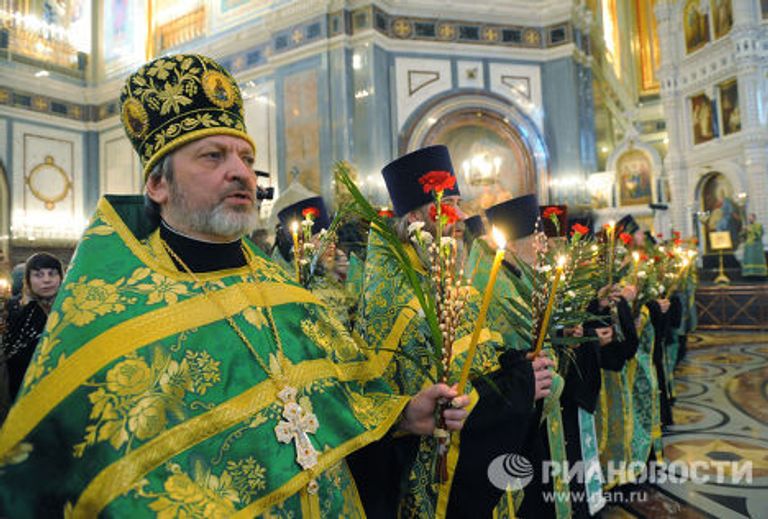 Патриарх Московский и всея Руси Кирилл совершил освящение вербы Патриарх Московский и всея Руси Кирилл совершил освящение вербы