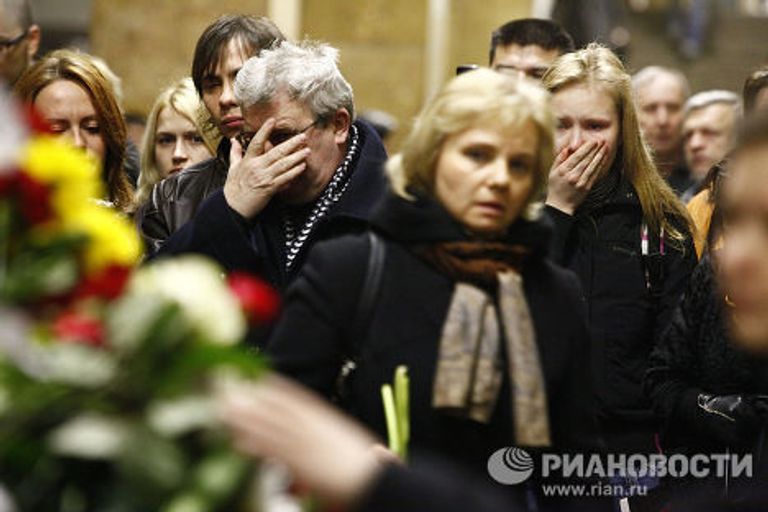 День траура по жертвам теракта в Москве День траура по жертвам теракта в Москве