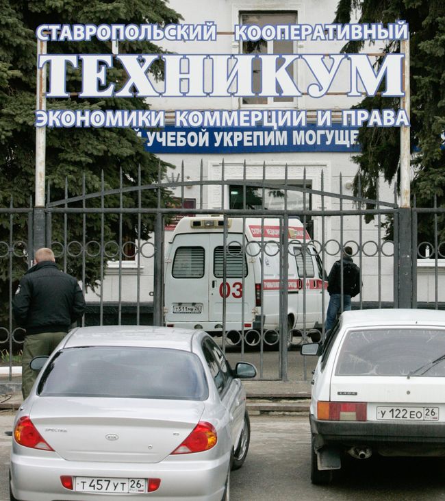 Около 150 человек эвакуированы из общежития в Ставрополе из-за распространения в здании, предположительно, угарного газа