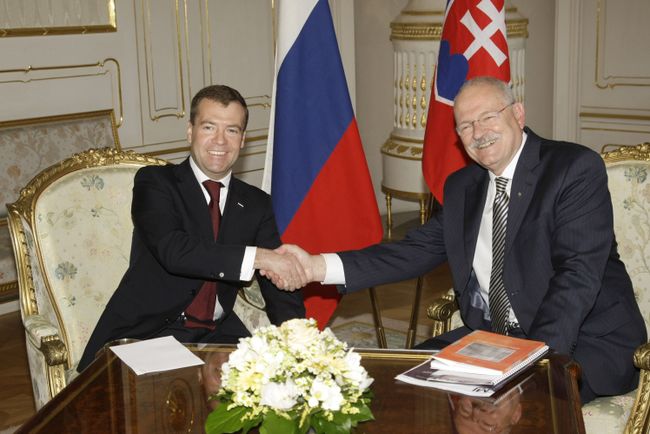 Президент РФ Д.Медведев и президент Словакии И.Гашпарович Президент РФ Д.Медведев и президент Словакии И.Гашпарович
