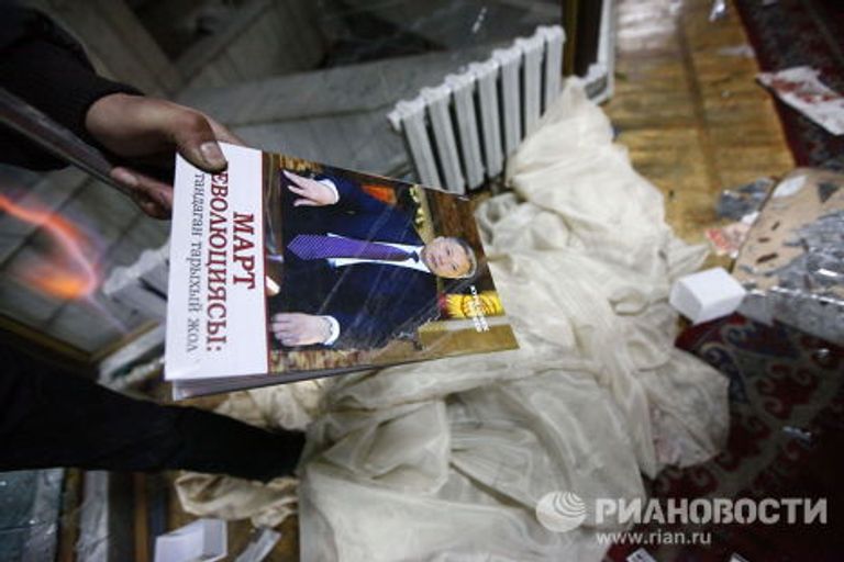 Беспорядки в Киргизии Беспорядки в Киргизии
