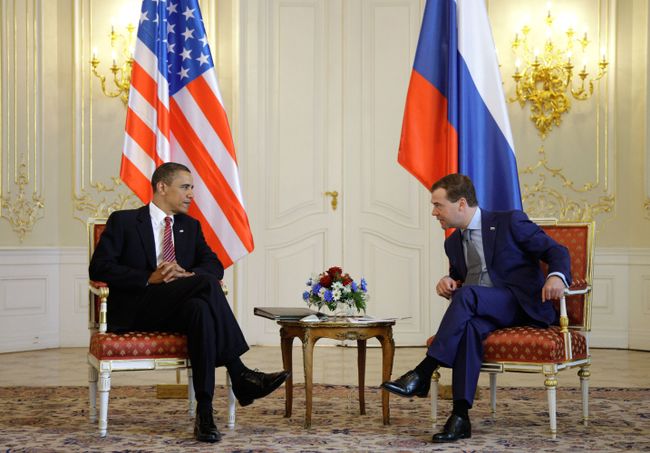 Президент РФ Дмитрий Медведев и президент США Барак Обама. Архив