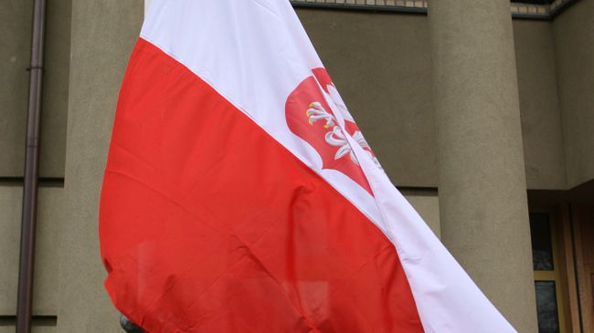 Флаг Польши. Архив