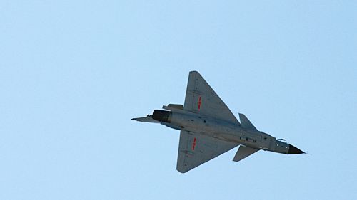 Многоцелевой одноместный истребитель поколения «3+» Цзянь-10 (J-10) Многоцелевой одноместный истребитель поколения «3+» Цзянь-10 (J-10) - РИА Новости, 1920, 24.06.2023