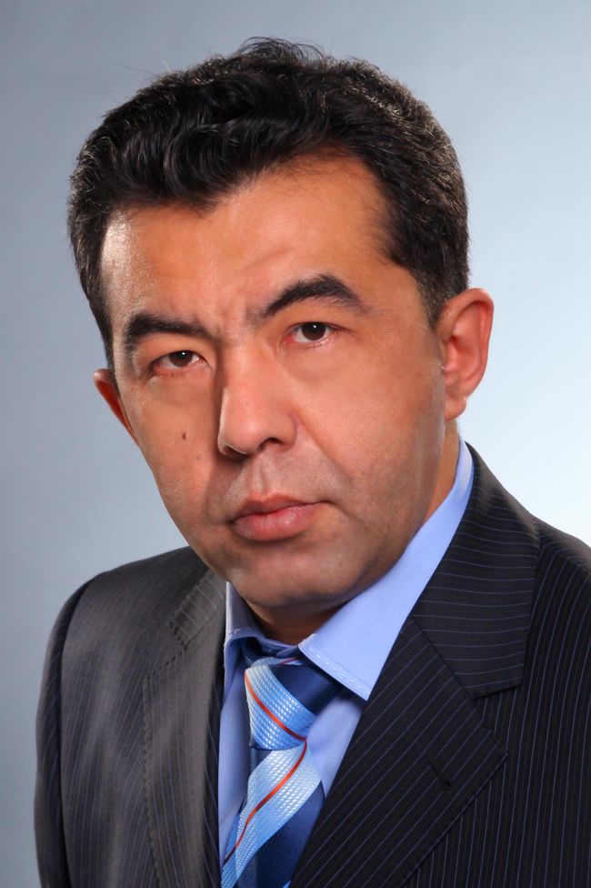 Нур Омаров