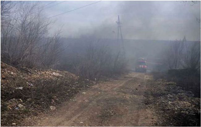 Пожар в пригороде Оренбурга. Архив Пожар в пригороде Оренбурга. Архив