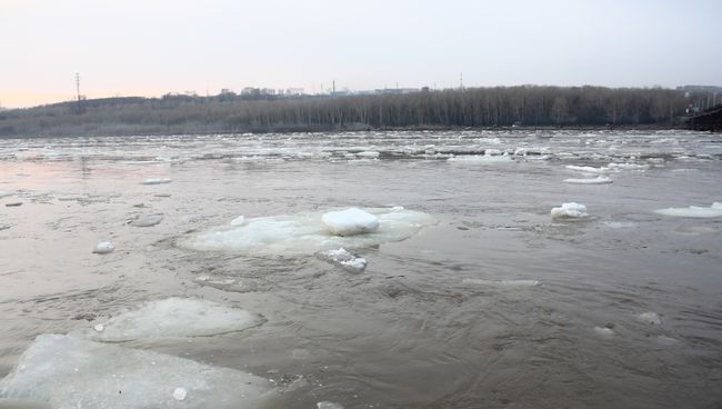Река Томь. Архив