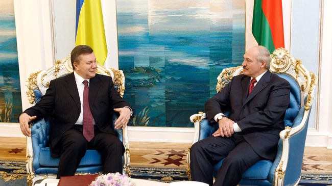 Встреча Виктора Януковича и Александра Лукашенко в Минске Встреча Виктора Януковича и Александра Лукашенко в Минске