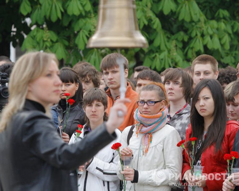 Акция памяти жертв терактов в московском метро Акция памяти жертв терактов в московском метро