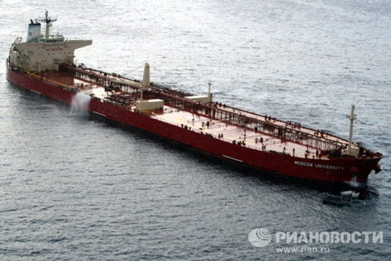 Освобожден захваченный пиратами танкер Московский университет Освобожден захваченный пиратами танкер Московский университет