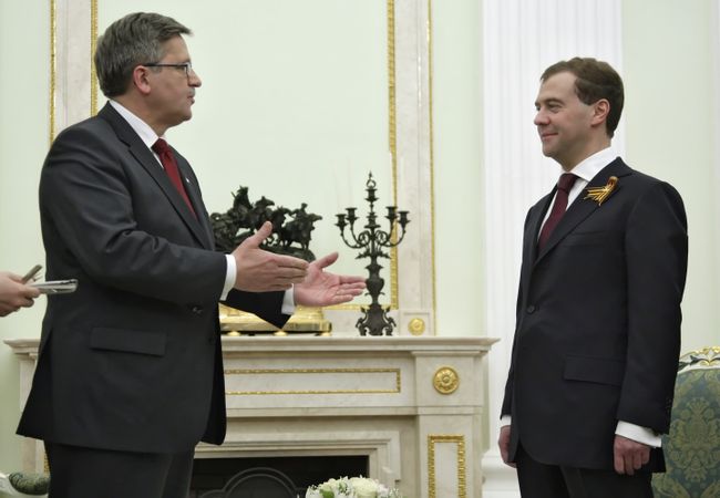 Президент РФ Д.Медведев встретился с и.о. президента Польши Б.Коморовским Президент РФ Д.Медведев встретился с и.о. президента Польши Б.Коморовским