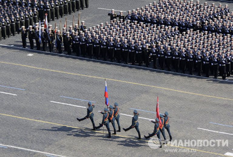 Военный парад, посвященный 65-летию Победы в Великой Отечественной войне Военный парад, посвященный 65-летию Победы в Великой Отечественной войне