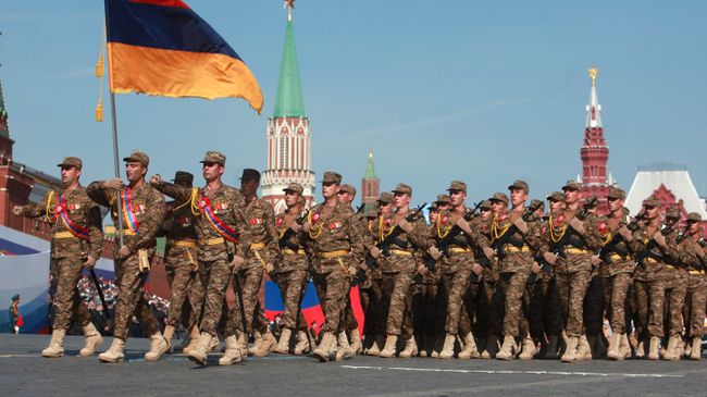 Армянские военные на параде Победы Армянские военные на параде Победы