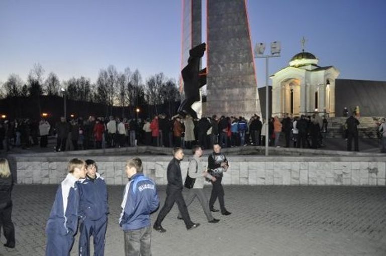 Стелла горнякам в Междуреченске. Вечер 9 мая. Стелла горнякам в Междуреченске. Вечер 9 мая.