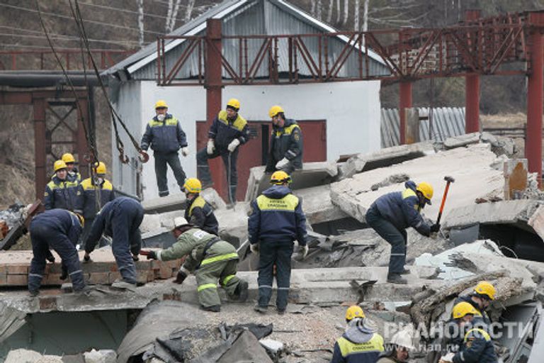 Последствия взрывов на шахте Распадская в Кемеровской области Последствия взрывов на шахте Распадская в Кемеровской области