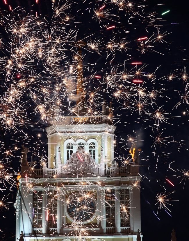 Праздничный салют в Москве