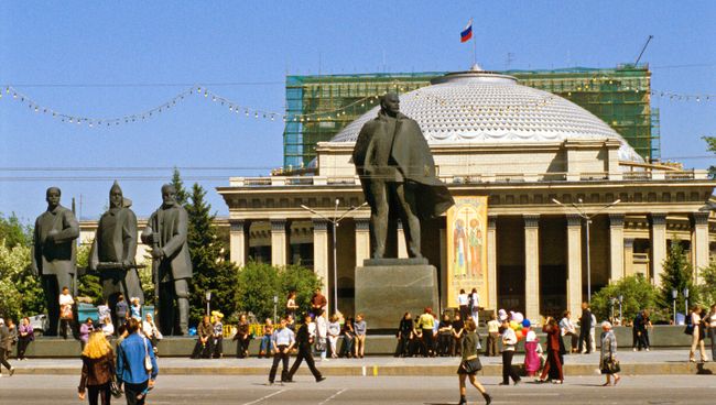 Государственный театр оперы и балета в Новосибирске Государственный театр оперы и балета в Новосибирске