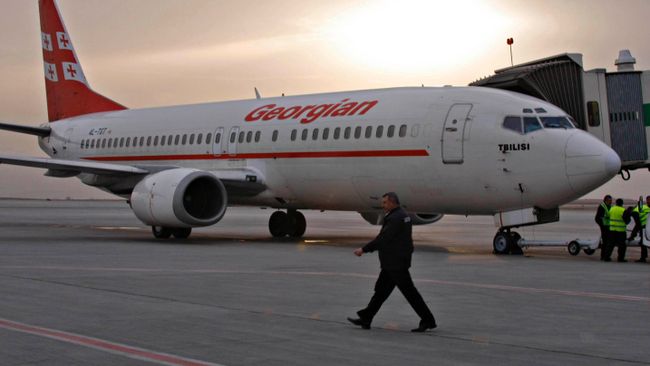 Boeing-737-500 грузинской авиакомпании Айрзена - Грузинские авиалинии Boeing-737-500 грузинской авиакомпании Айрзена - Грузинские авиалинии