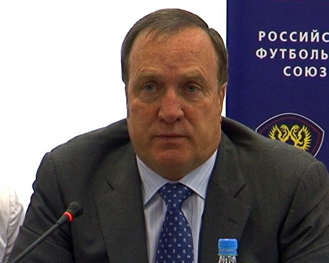 Дик Адвокат рассказал, как будет работать со сборной РФ по футболу