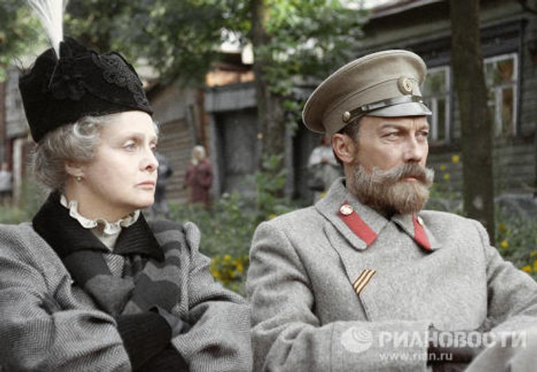 Антонова и Янковский в фильме Цареубийца Антонова и Янковский в фильме Цареубийца