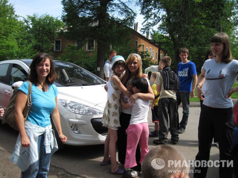 Поездка волонтеров в Дубовскую специальную (коррекционную) школу-интернат в Тульской области Поездка волонтеров в Дубовскую специальную (коррекционную) школу-интернат в Тульской области