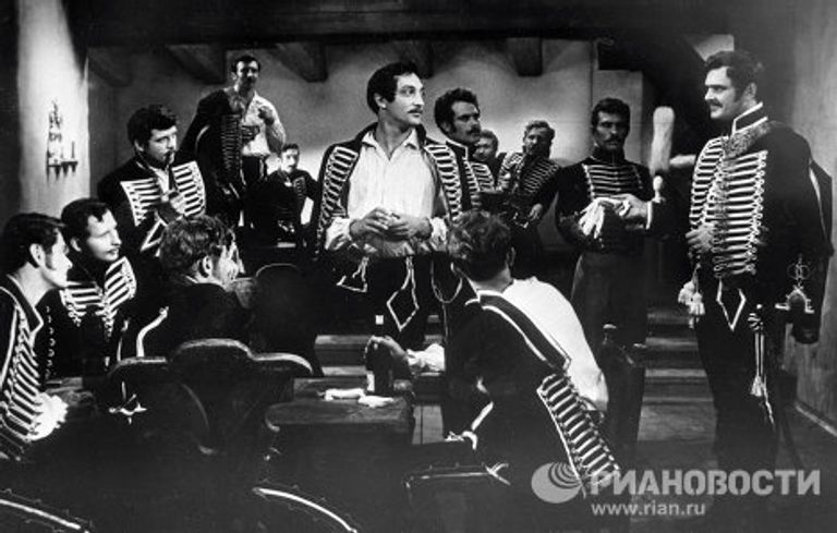 Михаил Козаков и Юрий Яковлев в фильме Выстрел Михаил Козаков и Юрий Яковлев в фильме Выстрел