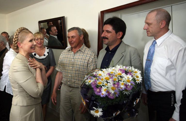 Встреча Юлии Тимошенко с одноклассниками Встреча Юлии Тимошенко с одноклассниками