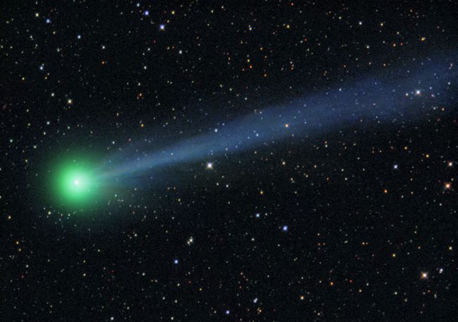 Комета C/2009 R1 (McNaught) Комета C/2009 R1 (McNaught)