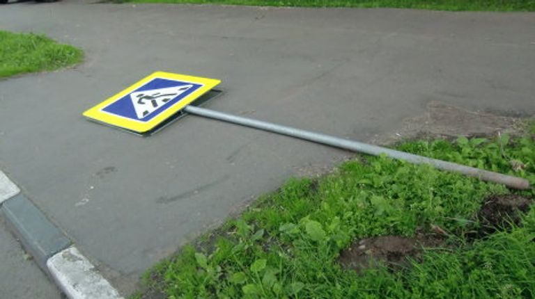 Последствия урагана в Москве Последствия урагана в Москве
