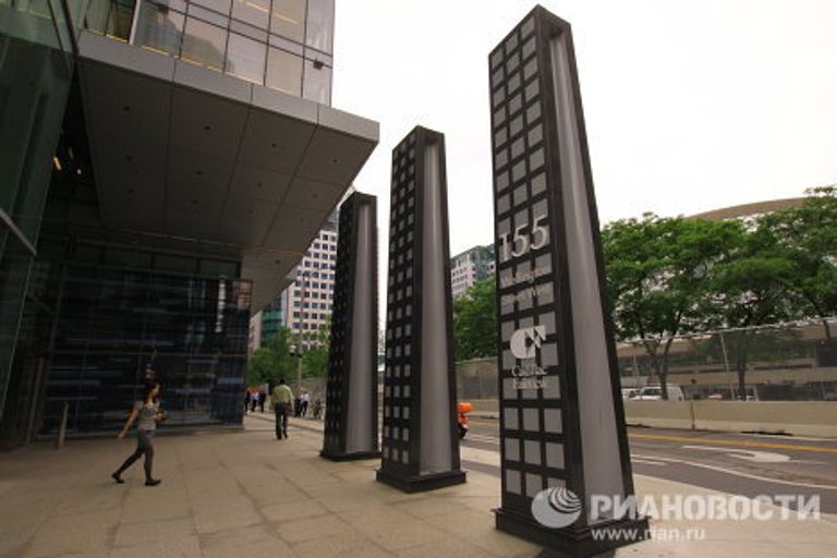 Торонто укутывается в сетку перед саммитом G20 Торонто укутывается в сетку перед саммитом G20