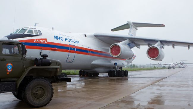 Ил-76 МЧС РФ. Архивное фото