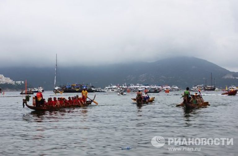 Праздник Драконьих лодок Праздник Драконьих лодок