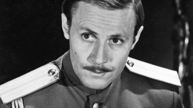 Юрий Соломин в сцене из фильма Адъютант его превосходительсва