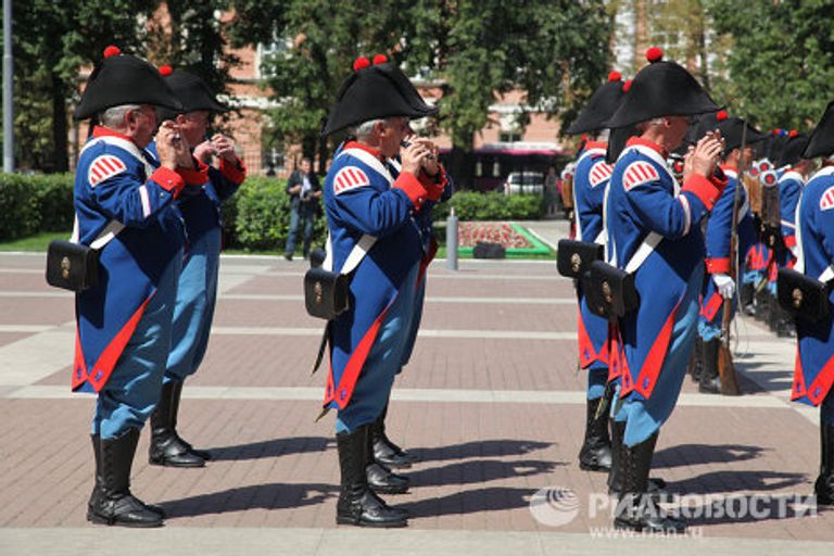 Выступление отряда элитных швейцарских гренадеров Выступление отряда элитных швейцарских гренадеров