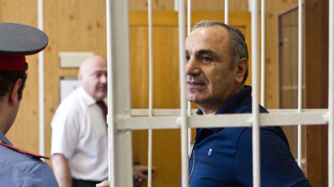 Слушания по делу уроженца Грузии Тариела Мулухова в Хамовническом суде Слушания по делу уроженца Грузии Тариела Мулухова в Хамовническом суде