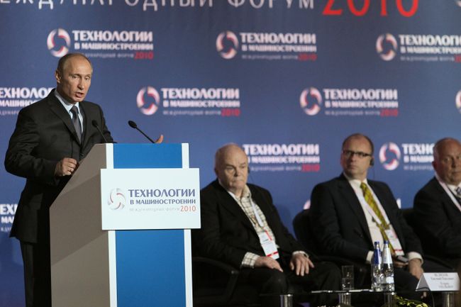 Путин: авиапром РФ может найти свою нишу в мировом авиастроении