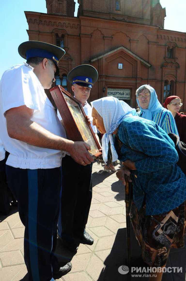 День Святых Петра и Февроньи в храме Александра Невского в Челябинске День Святых Петра и Февроньи в храме Александра Невского в Челябинске
