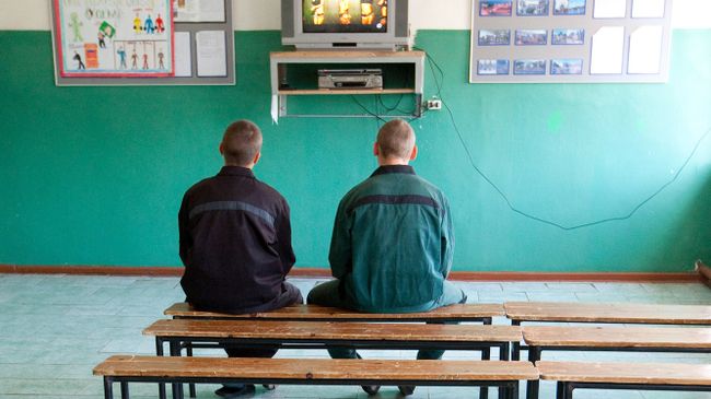 В жилом корпусе колонии. Архив