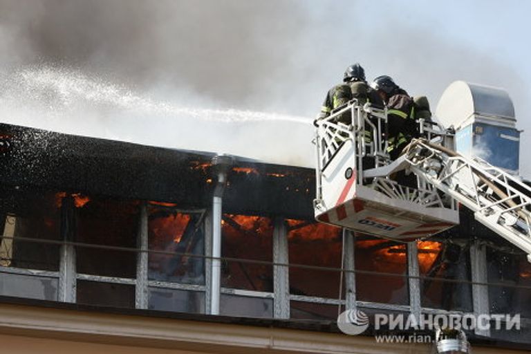 Пожар в Центрае имени Грабаря на улице Радио в Москве Пожар в Центрае имени Грабаря на улице Радио в Москве