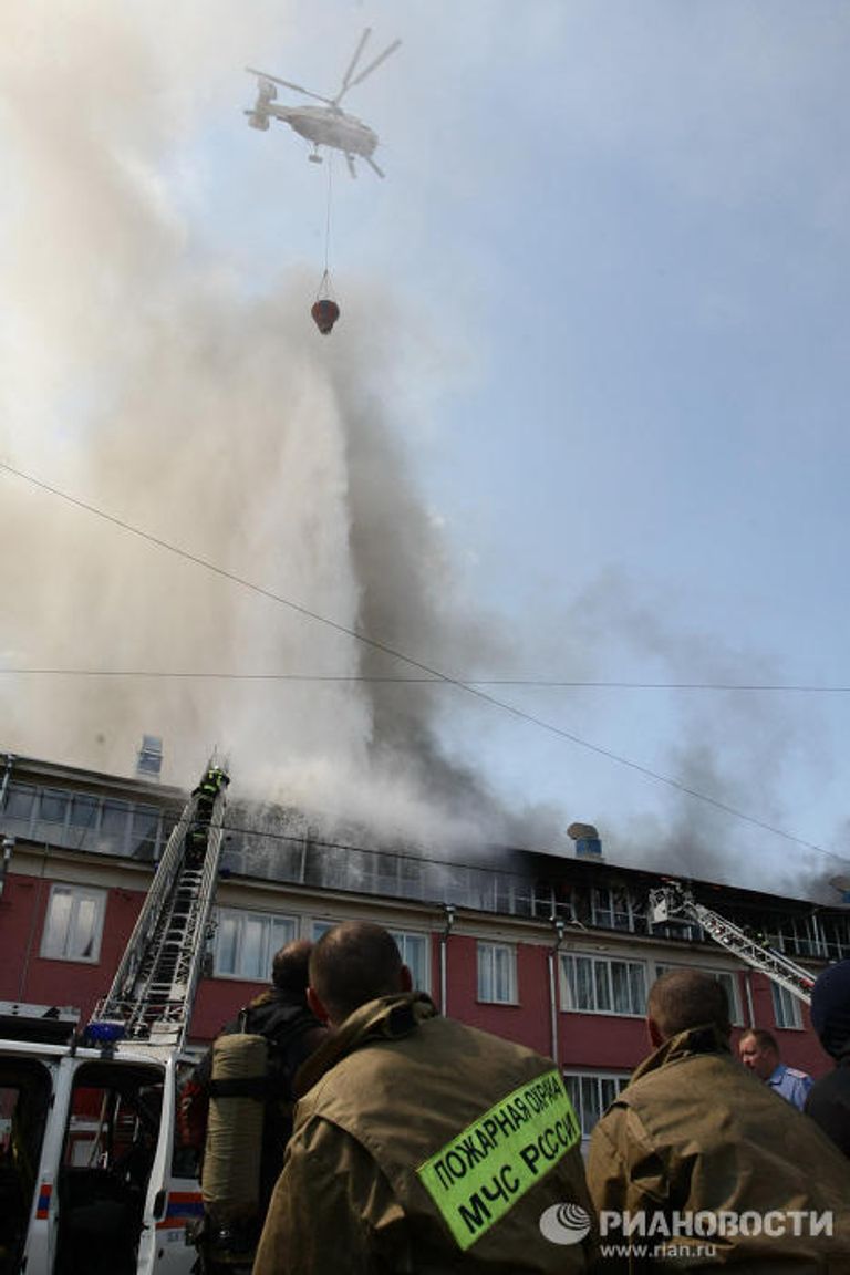 Пожар в Центрае имени Грабаря на улице Радио в Москве Пожар в Центрае имени Грабаря на улице Радио в Москве