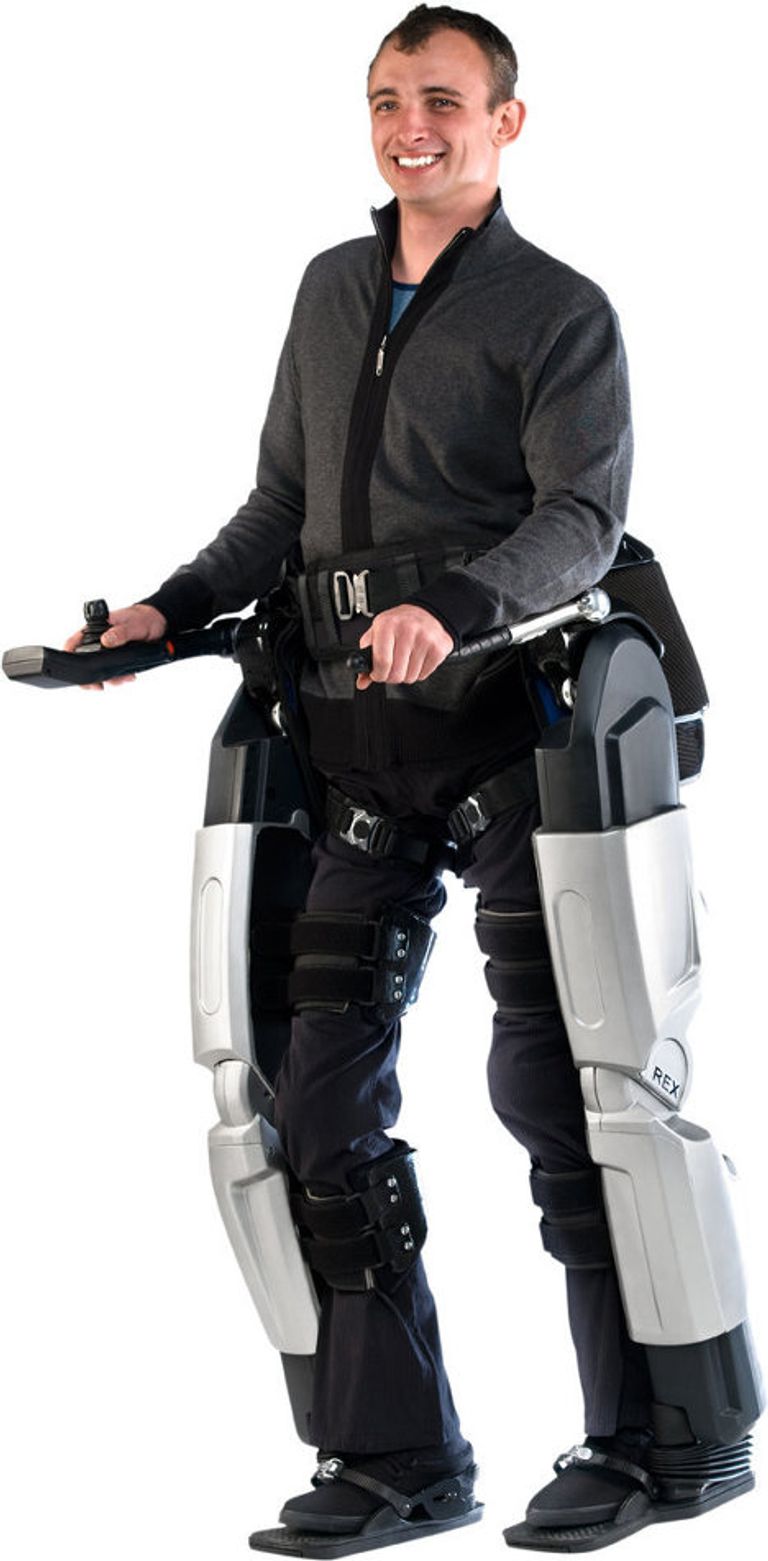 Пара роботизированных ног, созданная компанией Rex Bionics Пара роботизированных ног, созданная компанией Rex Bionics