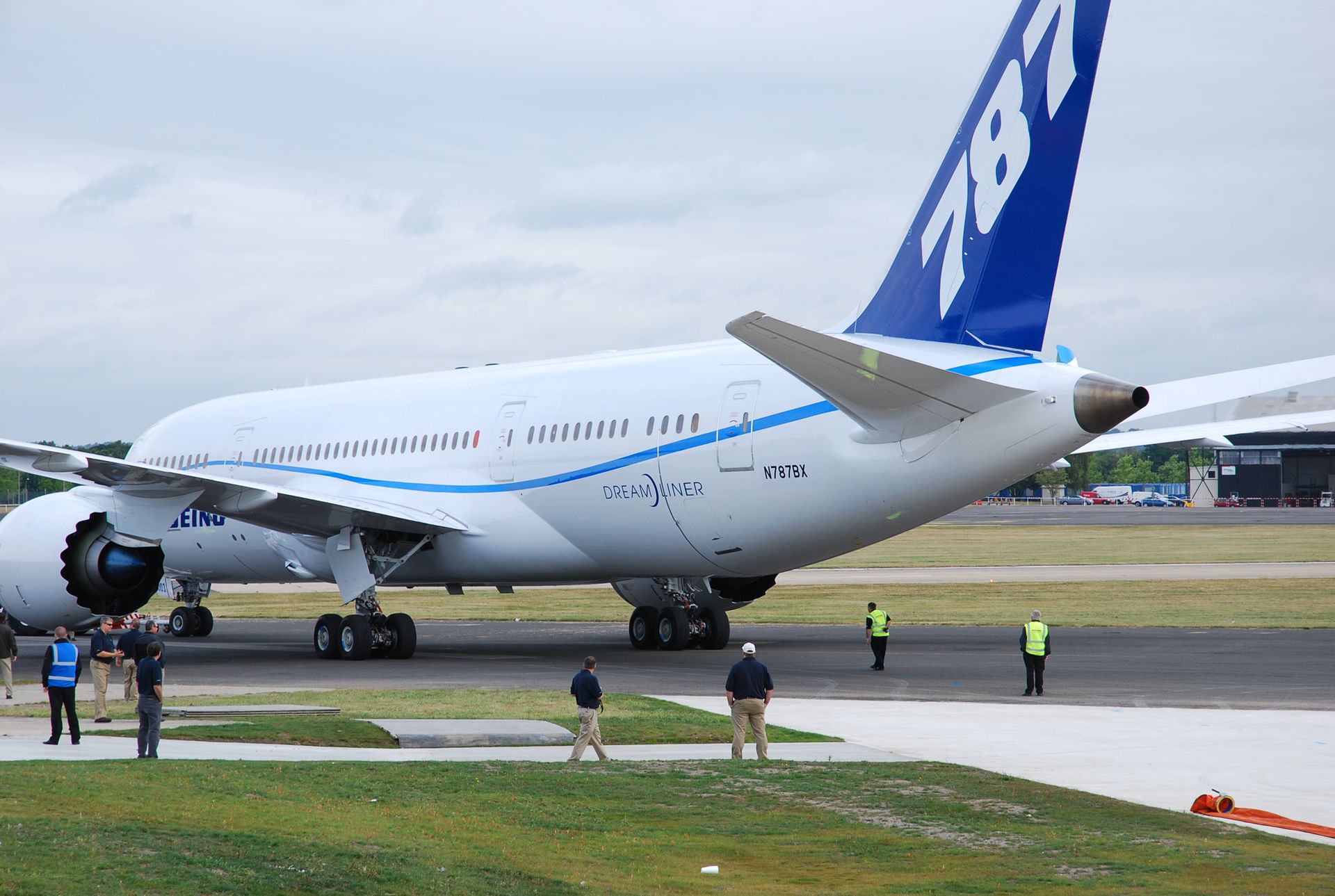 Широкофюзеляжный лайнер Boeing 787 Dreamliner Широкофюзеляжный лайнер Boeing 787 Dreamliner - РИА Новости, 1920, 02.05.2024