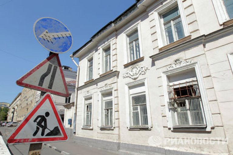 Снос усадьбы купца Алексеева в центре Москвы Снос усадьбы купца Алексеева в центре Москвы