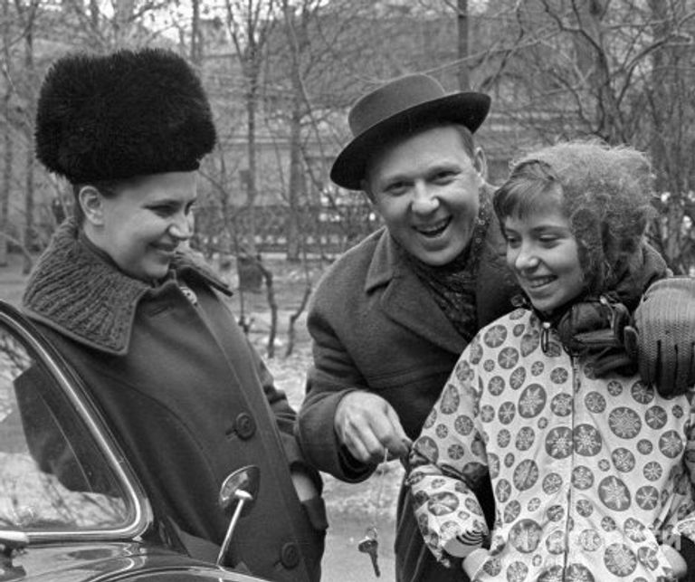 Народный артист СССР Олег Попов Народный артист СССР Олег Попов