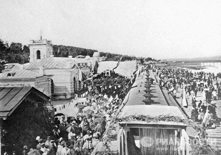 История железных дорог России: от царских времен до нового тысячелетия История железных дорог России: от царских времен до нового тысячелетия