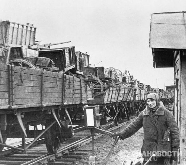 История железных дорог России: от царских времен до нового тысячелетия История железных дорог России: от царских времен до нового тысячелетия