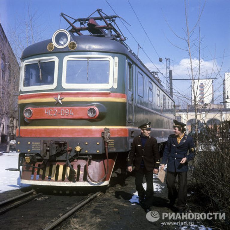 История железных дорог России: от царских времен до нового тысячелетия История железных дорог России: от царских времен до нового тысячелетия