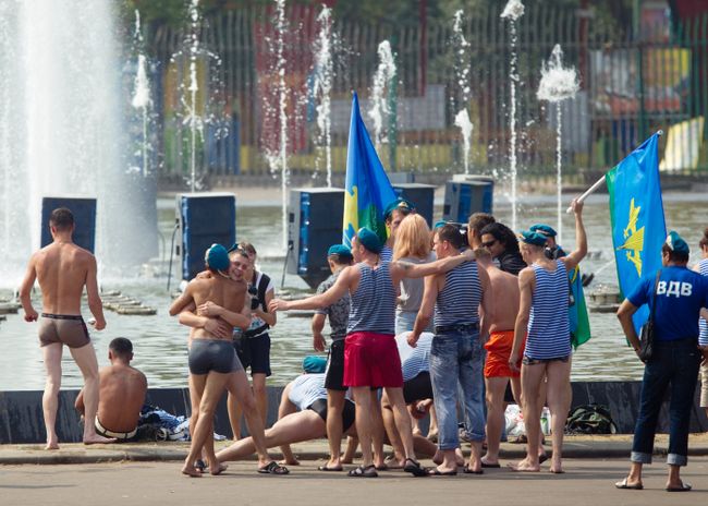 Празднование Дня Воздушно-десантных войск в Москве